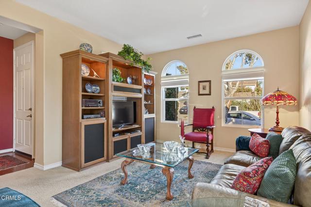 MLS #V1-33215 image #9