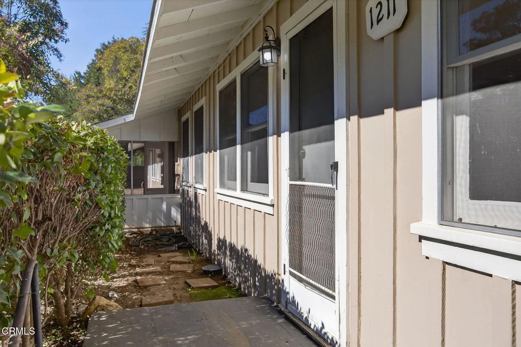 MLS #V1-33241 image #2