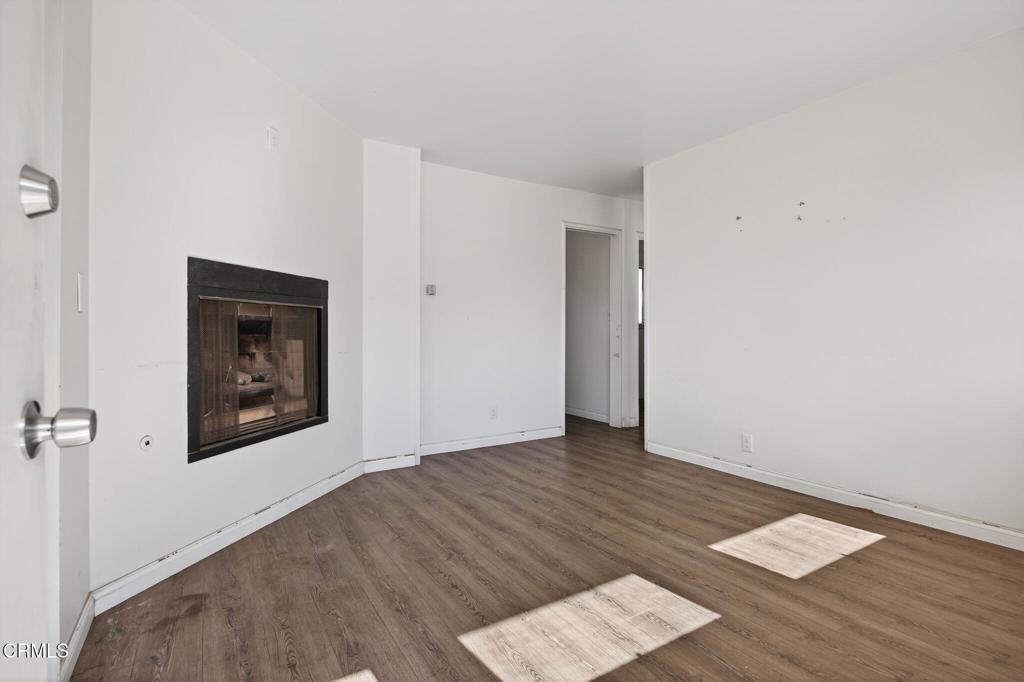 MLS #V1-33241 image #25