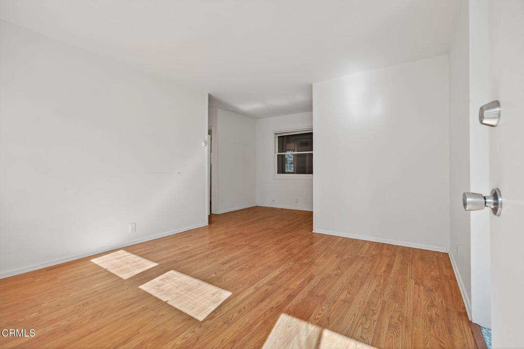 MLS #V1-33241 image #7