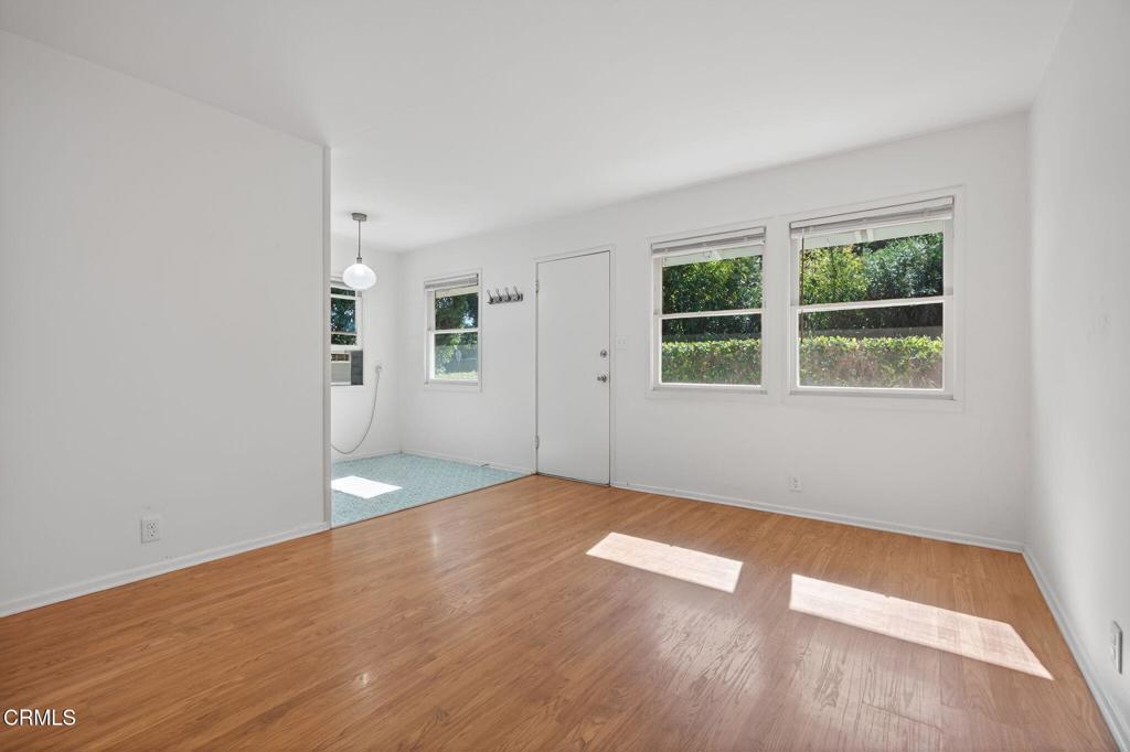 MLS #V1-33241 image #8