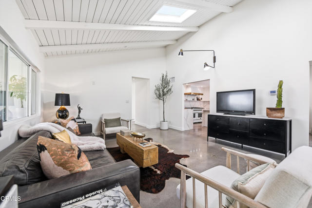 MLS #V1-33250 image #6