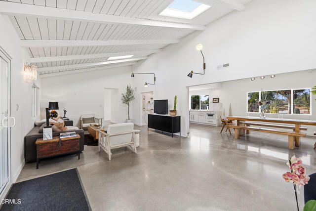 MLS #V1-33250 image #7