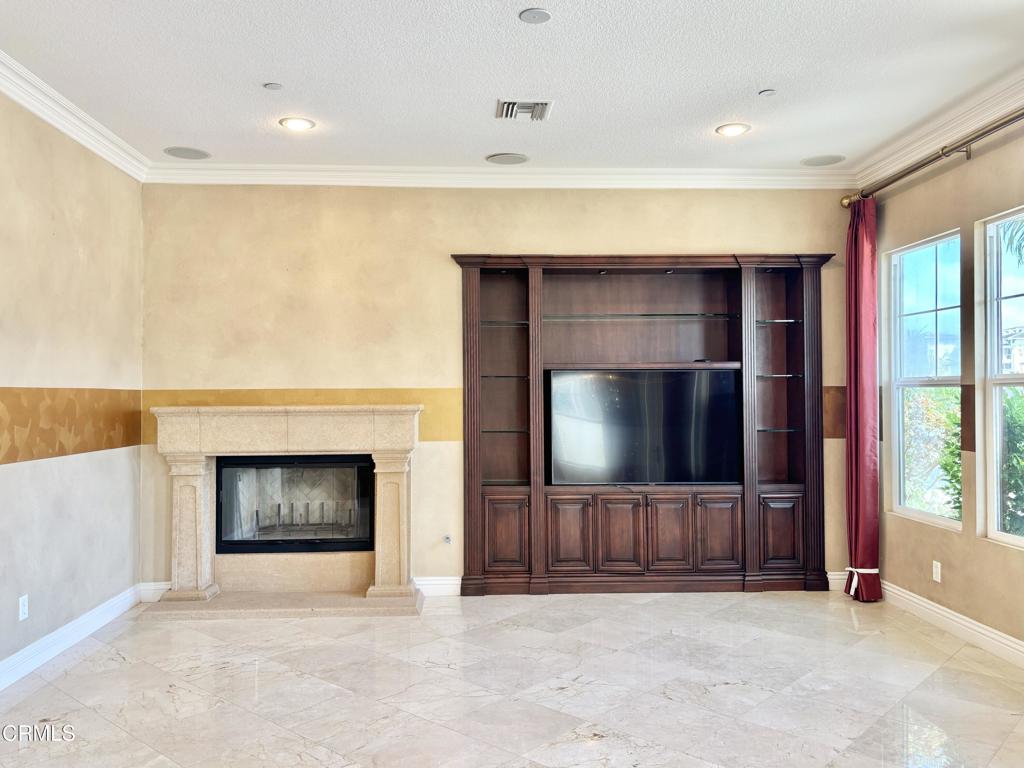 MLS #V1-33256 image #23