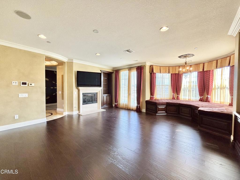 MLS #V1-33256 image #38