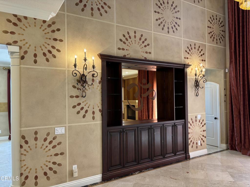 MLS #V1-33256 image #7