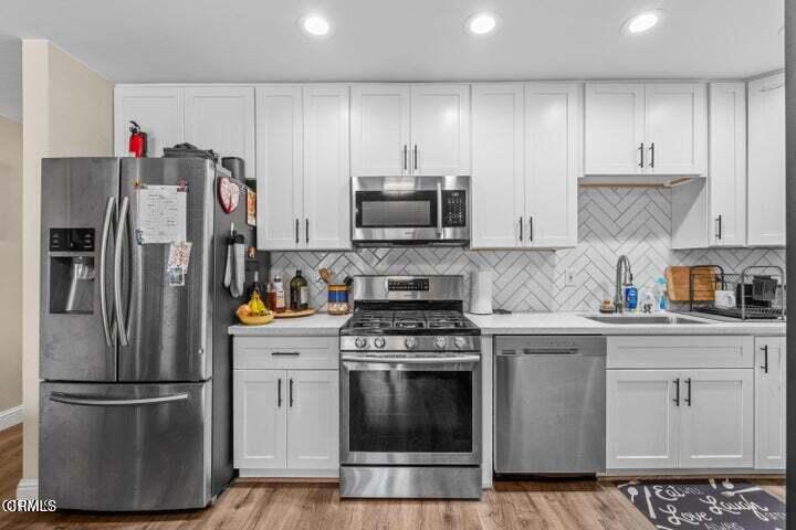 MLS #V1-33269 image #10