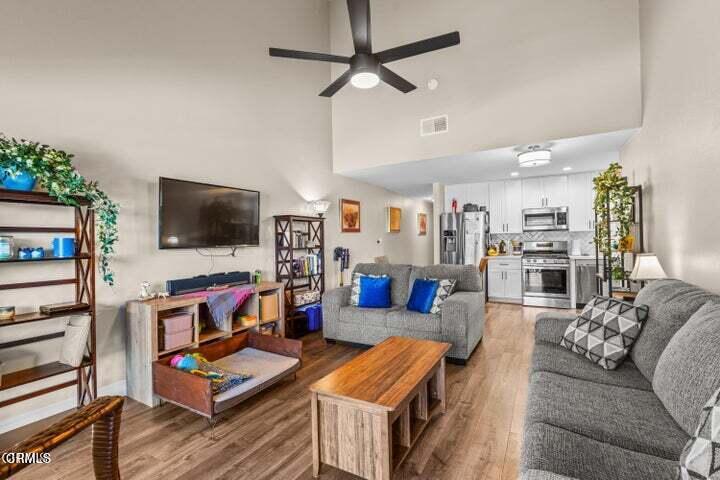 MLS #V1-33269 image #8