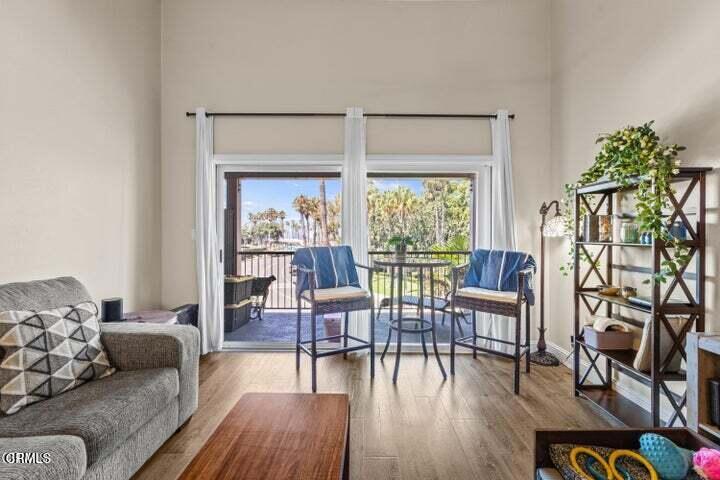 MLS #V1-33269 image #9