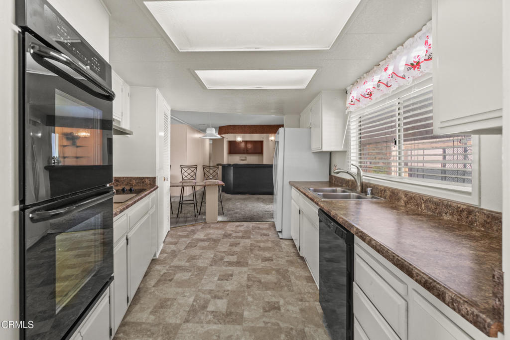 MLS #V1-33274 image #17