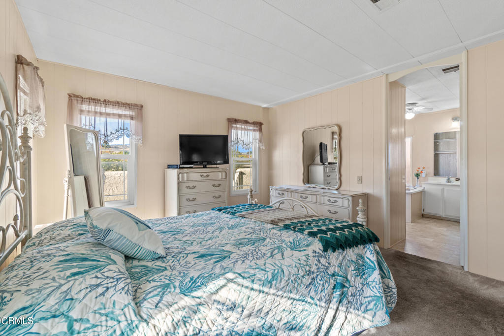 MLS #V1-33274 image #29