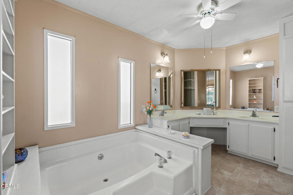 MLS #V1-33274 image #31