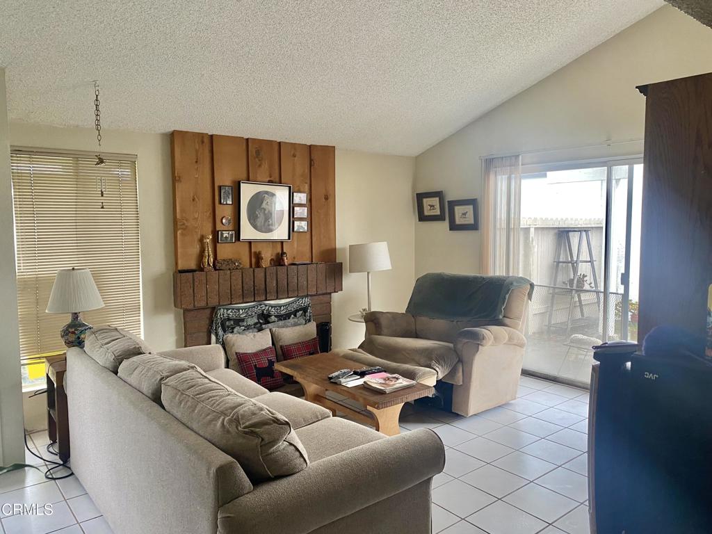 MLS #V1-33275 image #2