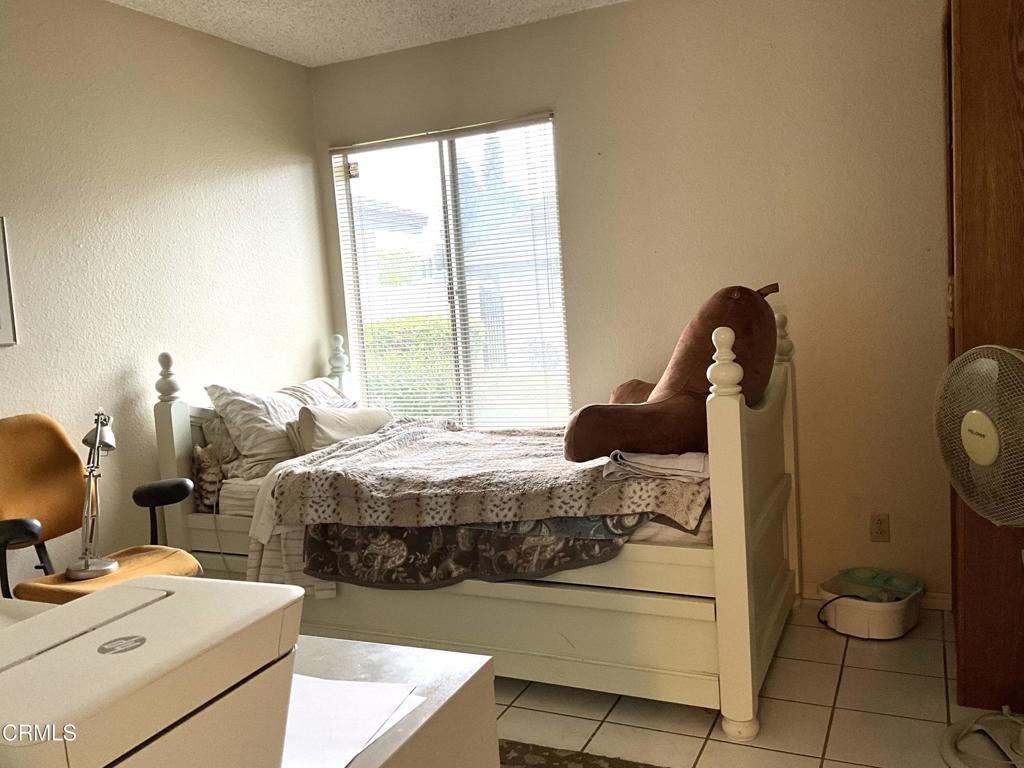 MLS #V1-33275 image #6