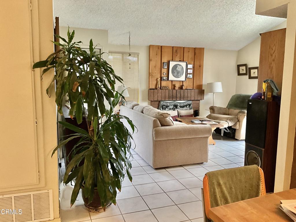 MLS #V1-33275 image #7