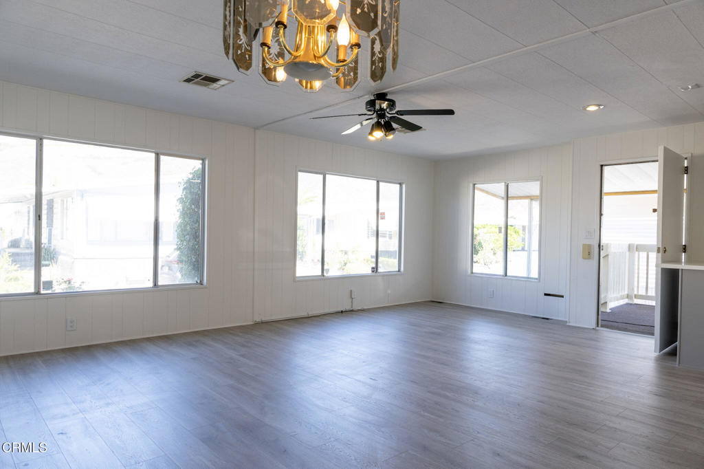 MLS #V1-33282 image #4