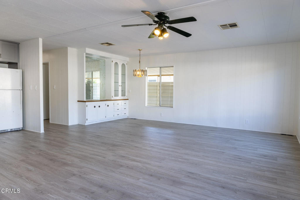 MLS #V1-33282 image #6