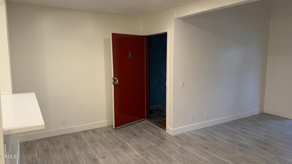 MLS #V1-33293 image #2