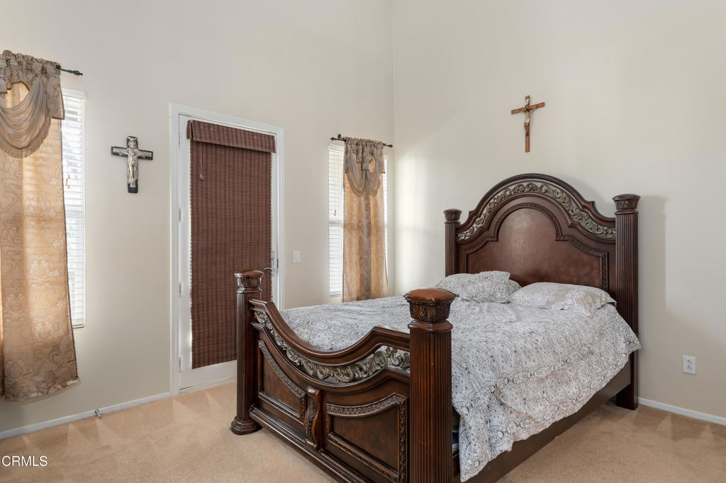 MLS #V1-33296 image #9