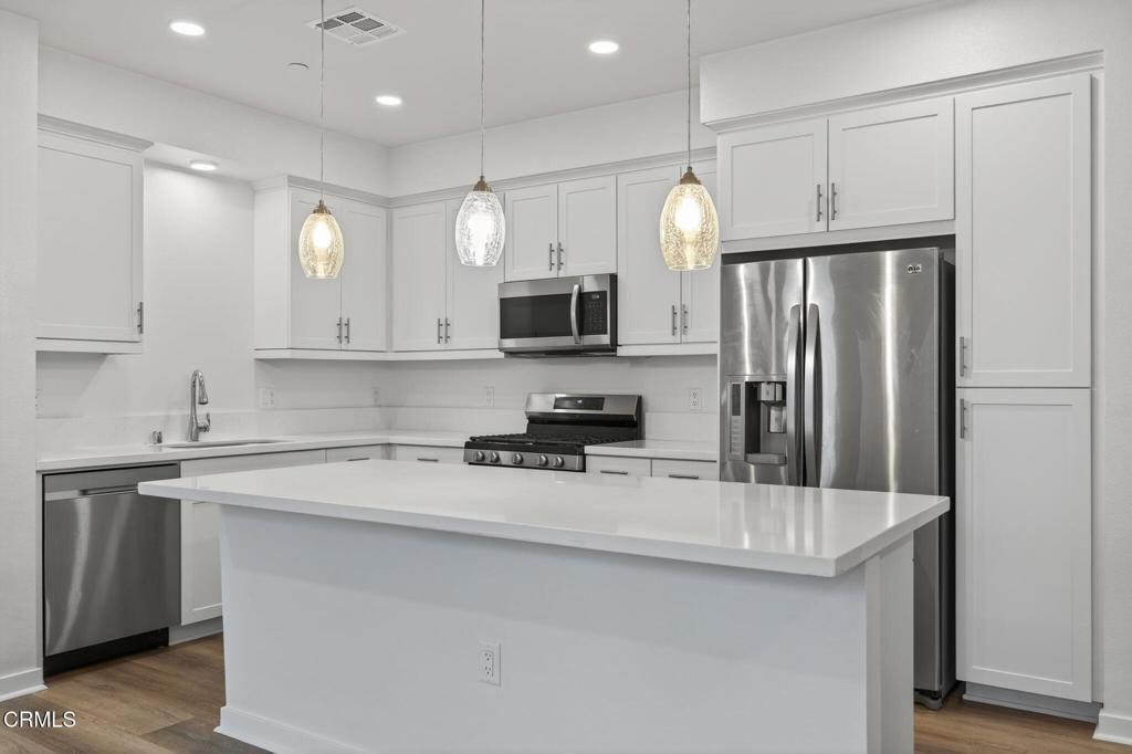 MLS #V1-33299 image #27