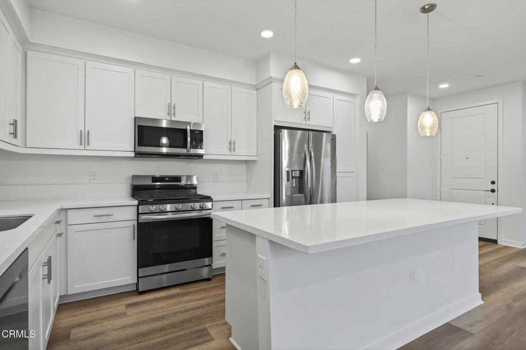 MLS #V1-33299 image #30