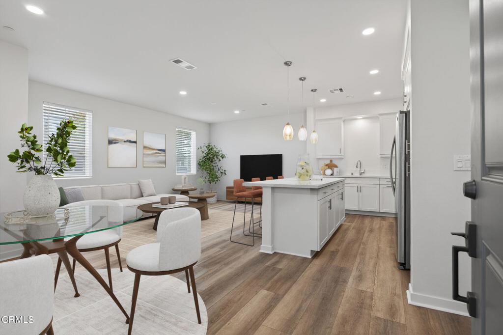 MLS #V1-33299 image #4