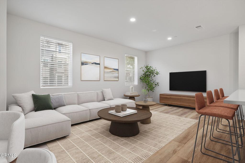 MLS #V1-33299 image #5