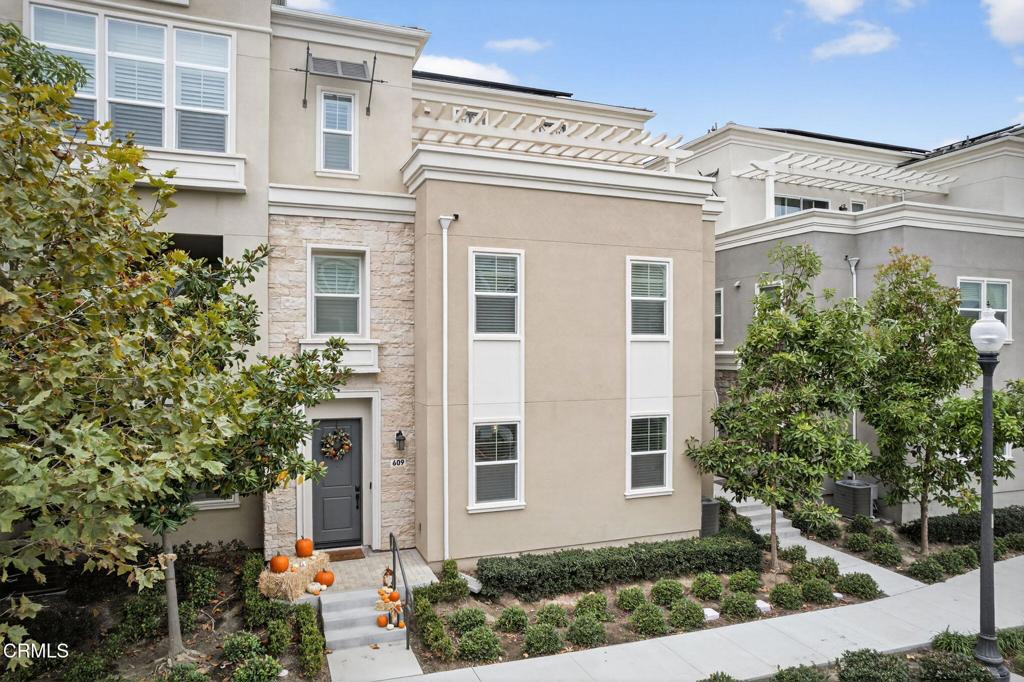 MLS #V1-33299 image #66