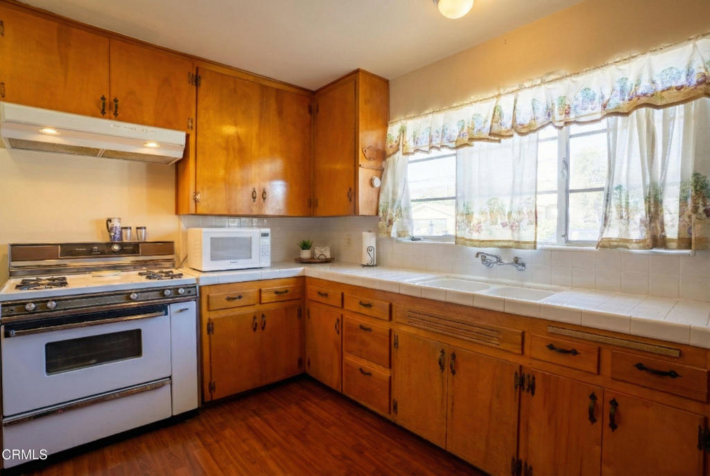 MLS #V1-33301 image #1