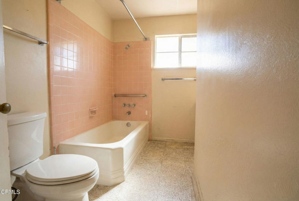 MLS #V1-33301 image #13