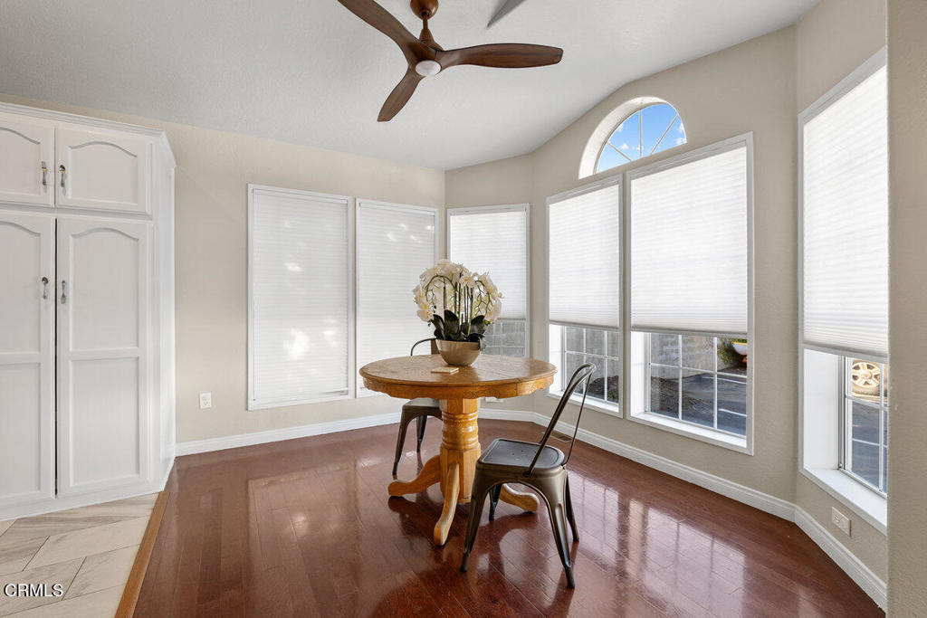 MLS #V1-33303 image #12