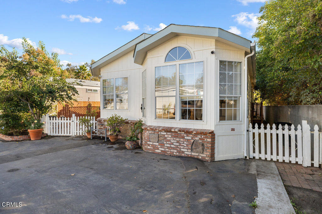 MLS #V1-33303 image #19