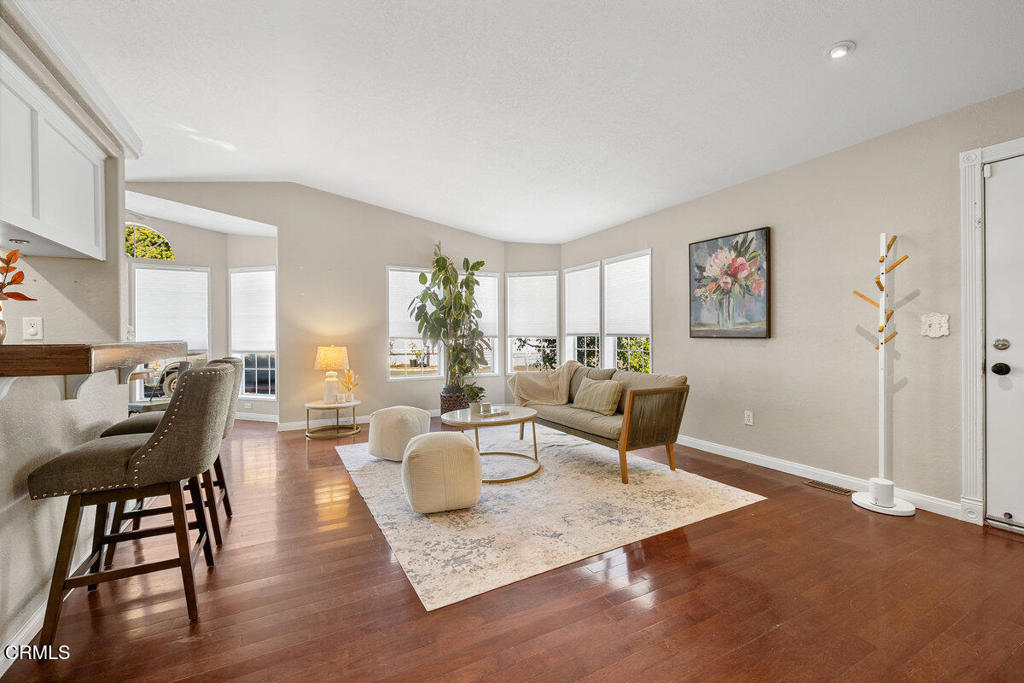 MLS #V1-33303 image #4