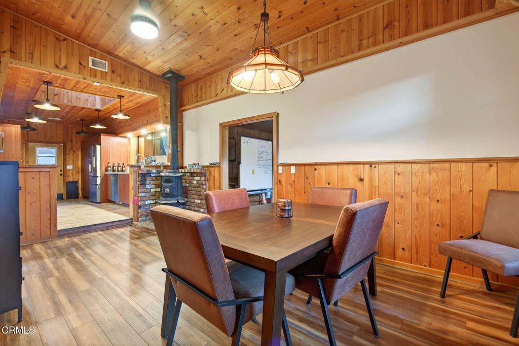 MLS #V1-33304 image #12