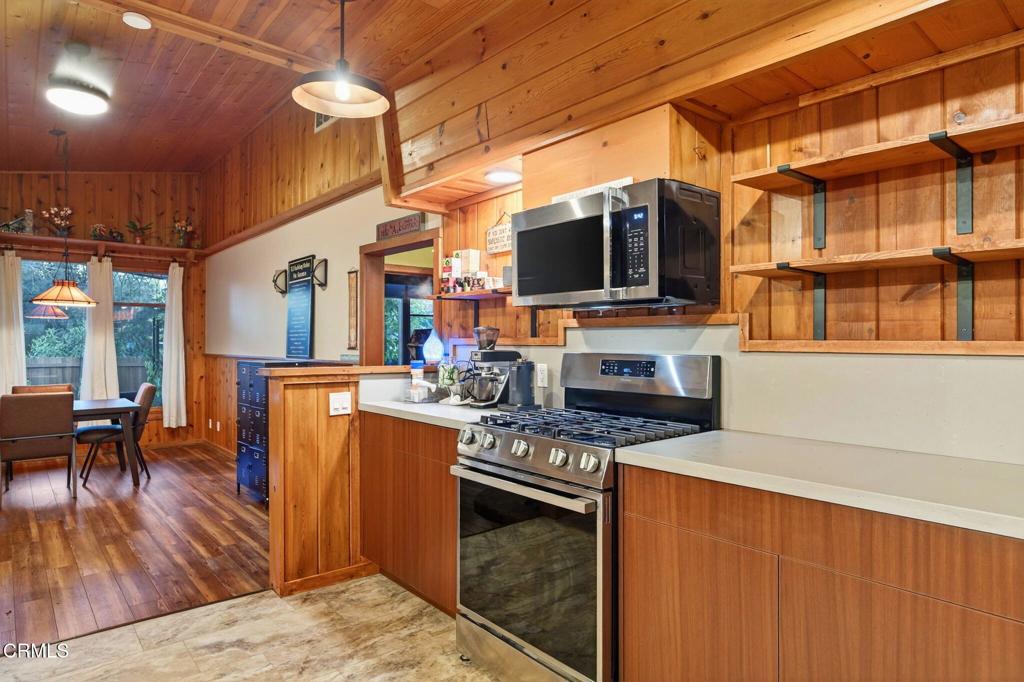 MLS #V1-33304 image #16