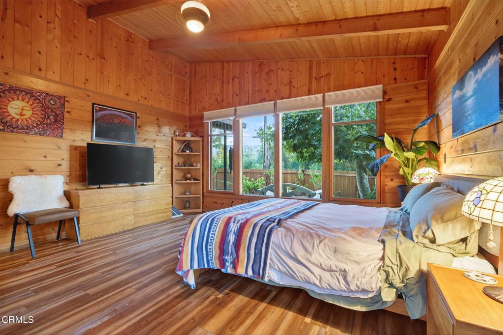 MLS #V1-33304 image #25