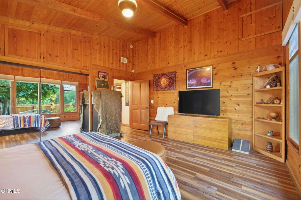 MLS #V1-33304 image #27