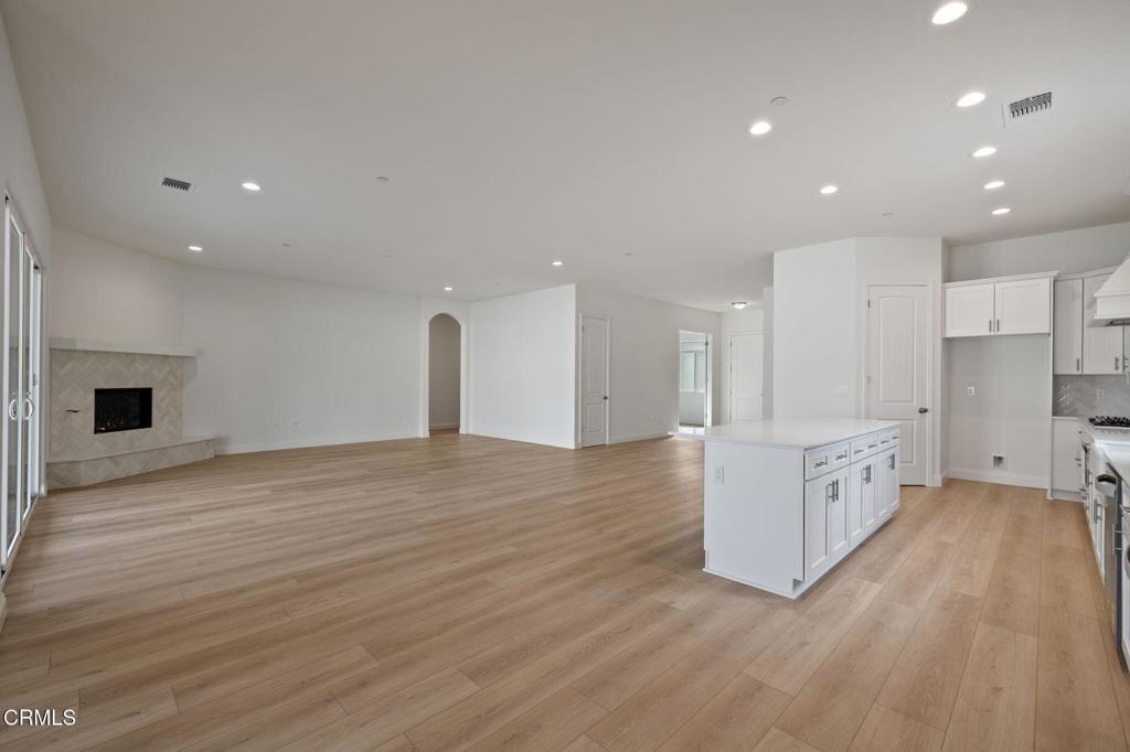 MLS #V1-33306 image #10