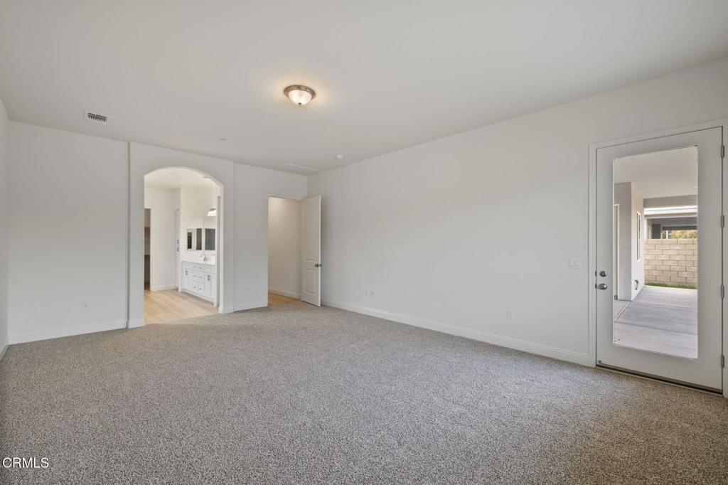 MLS #V1-33306 image #30