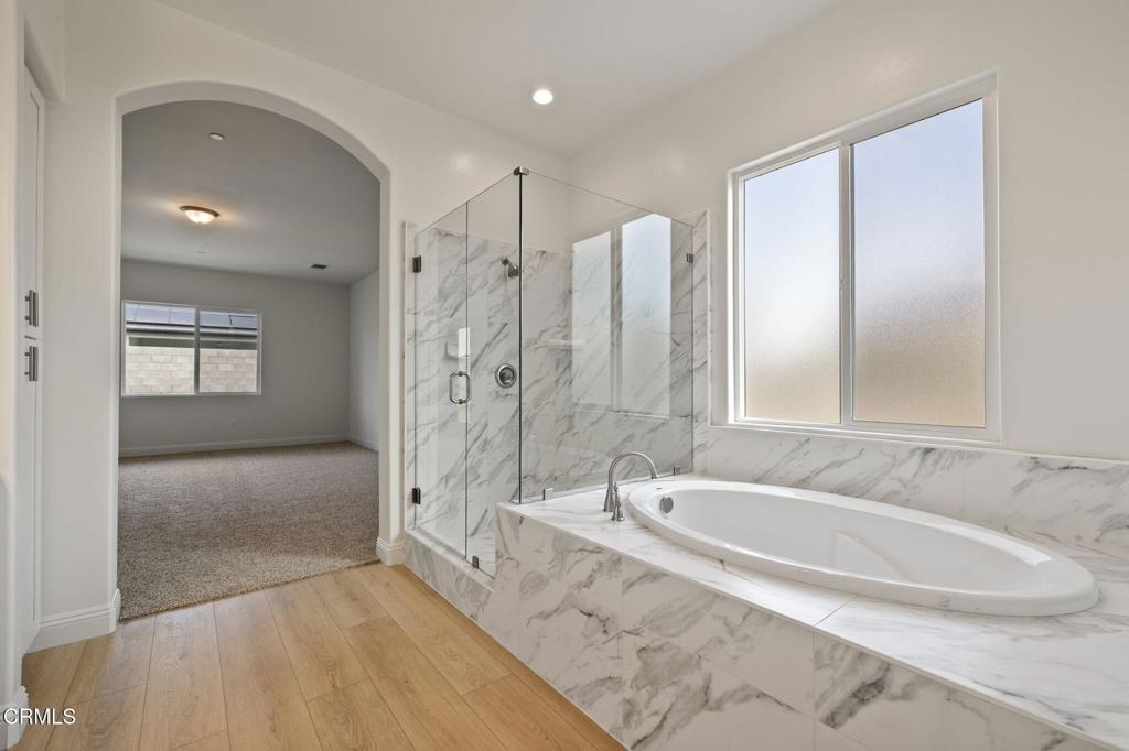 MLS #V1-33306 image #37