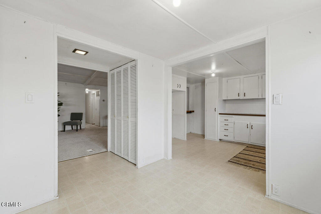 MLS #V1-33307 image #12