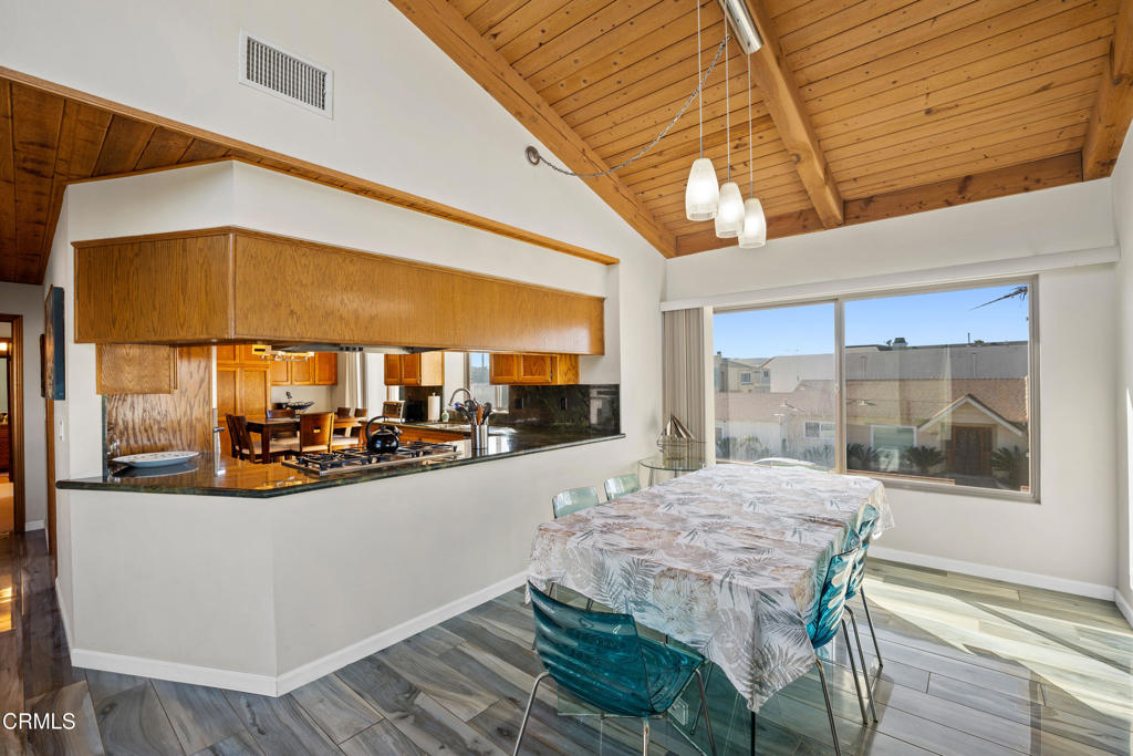 MLS #V1-33314 image #11