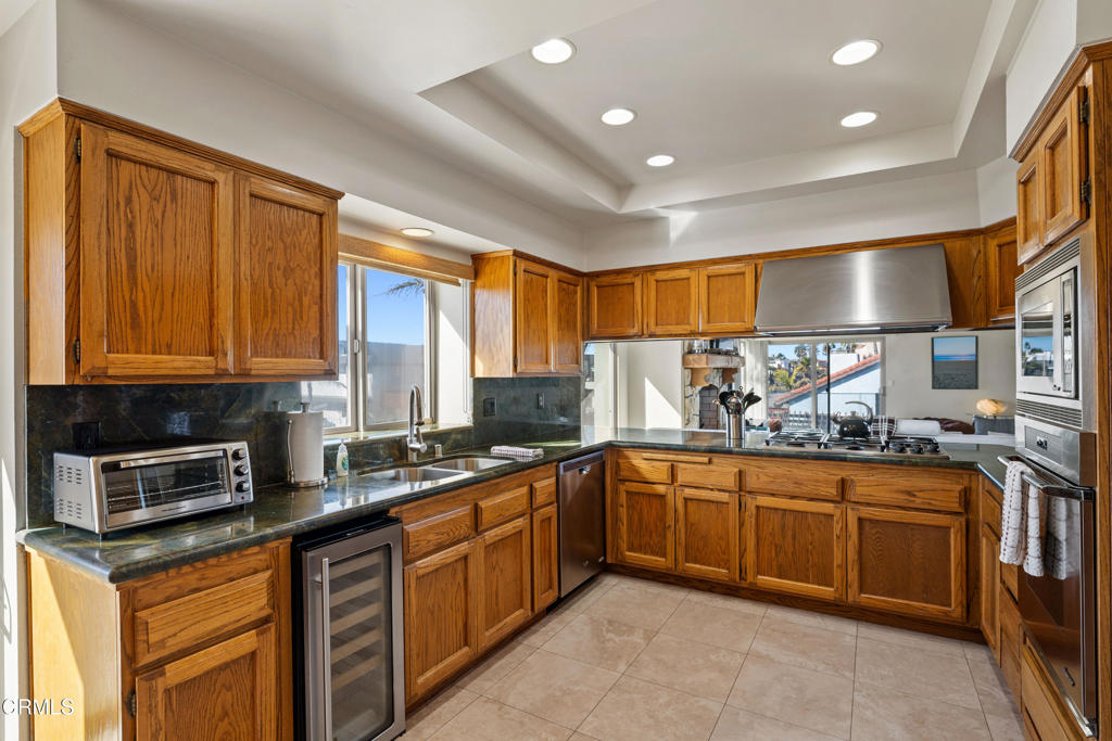 MLS #V1-33314 image #13