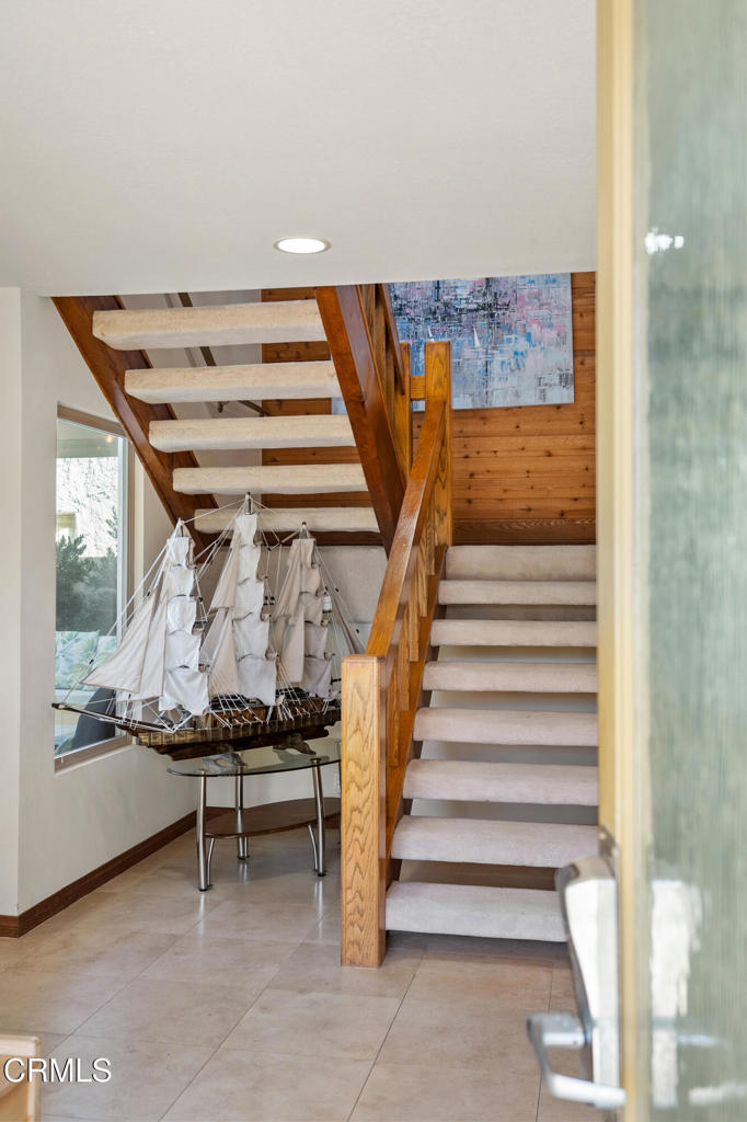 MLS #V1-33314 image #2