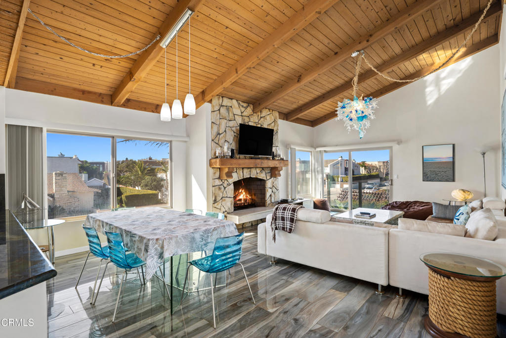 MLS #V1-33314 image #3