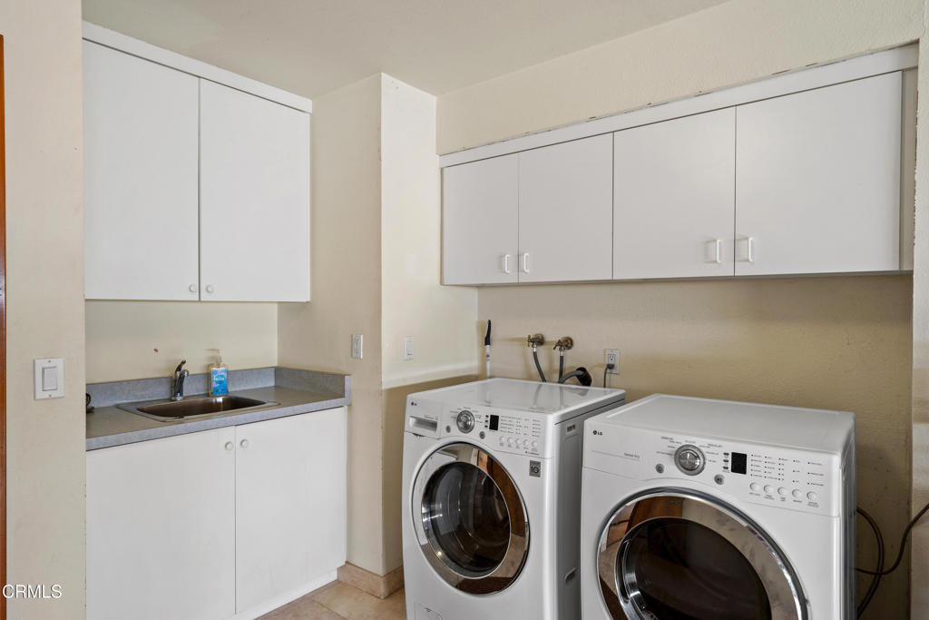 MLS #V1-33314 image #40