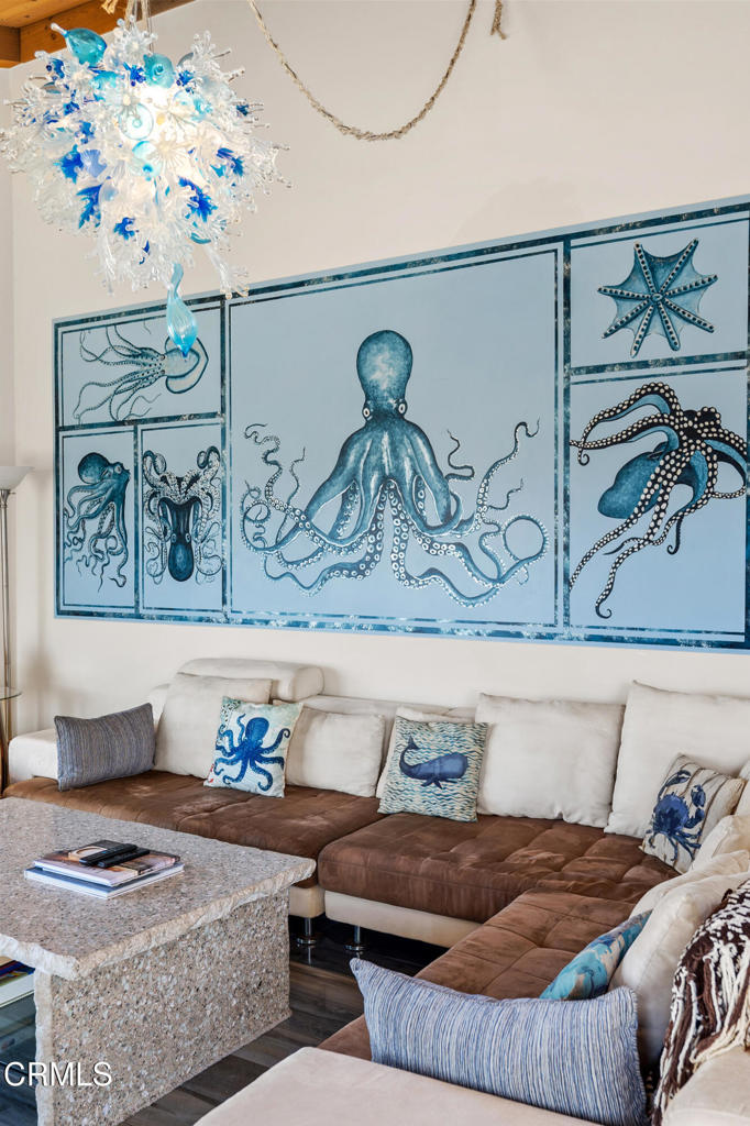 MLS #V1-33314 image #5