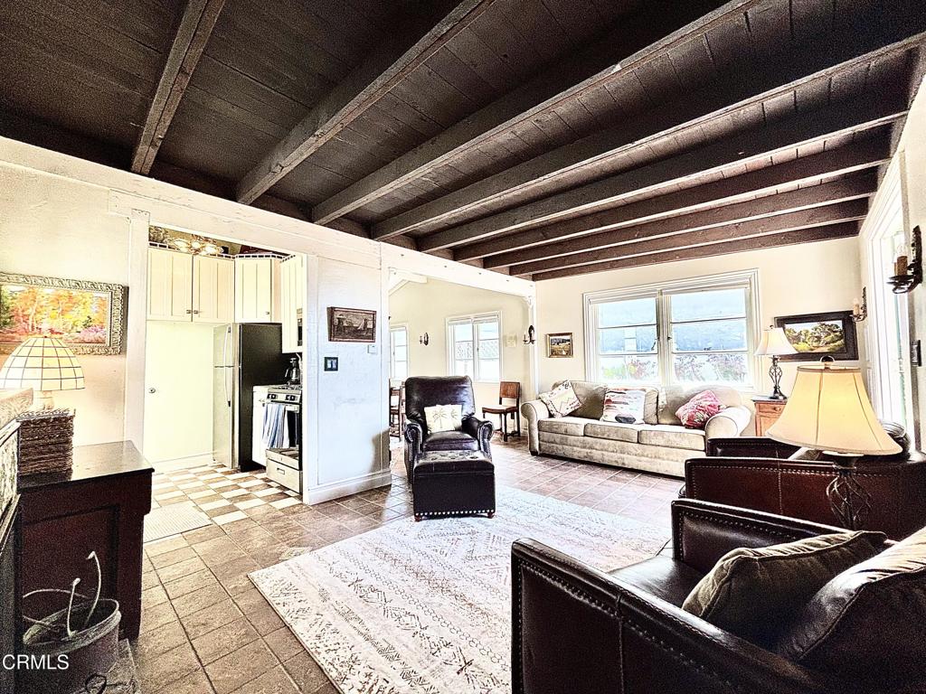 MLS #V1-33315 image #2