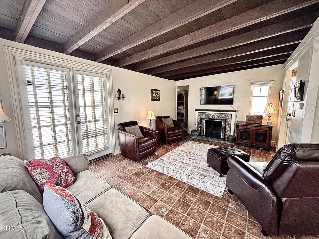 MLS #V1-33315 image #24