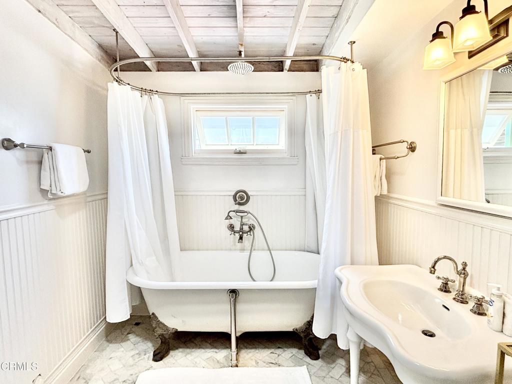 MLS #V1-33315 image #6